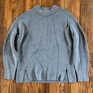 🎉Lululemon Gray Ribbed Knit Sweater!